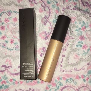 NEW BECCA Shimmering Skin Perfector Liquid